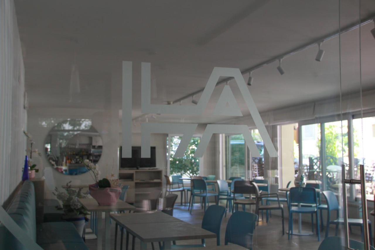Hotel Adria 벨레지아아지마리나 외부 사진
