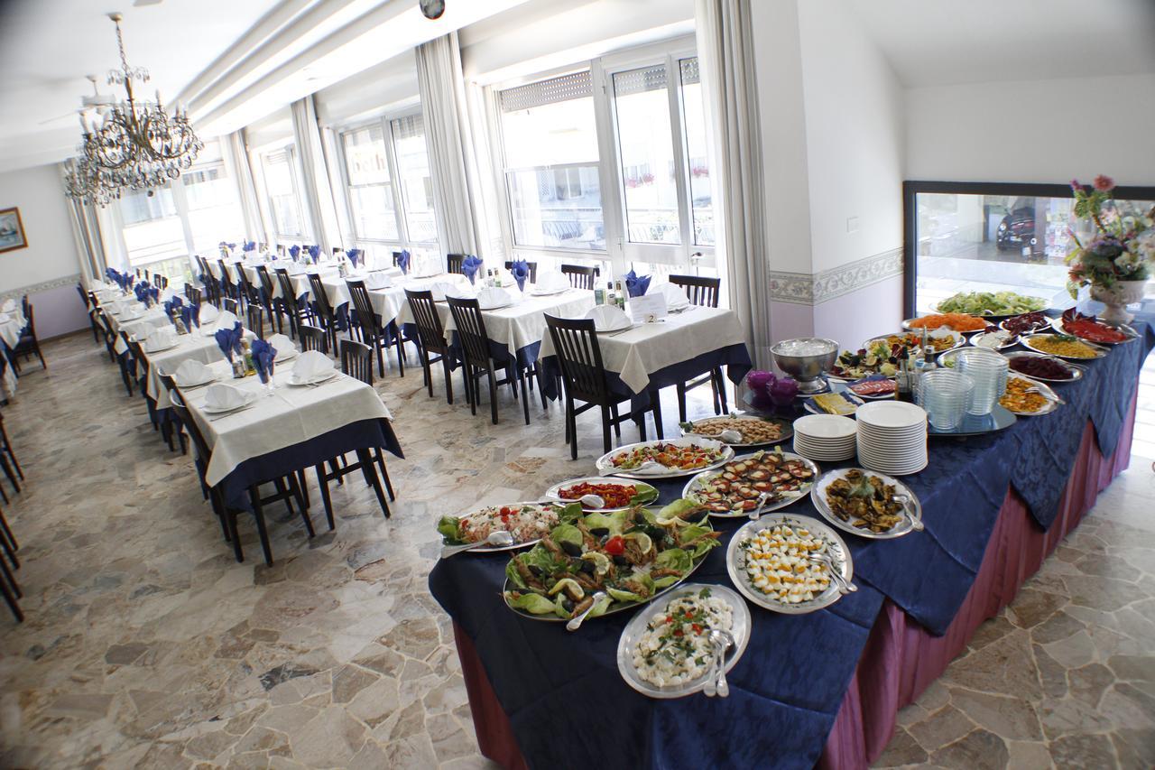 Hotel Adria 벨레지아아지마리나 외부 사진