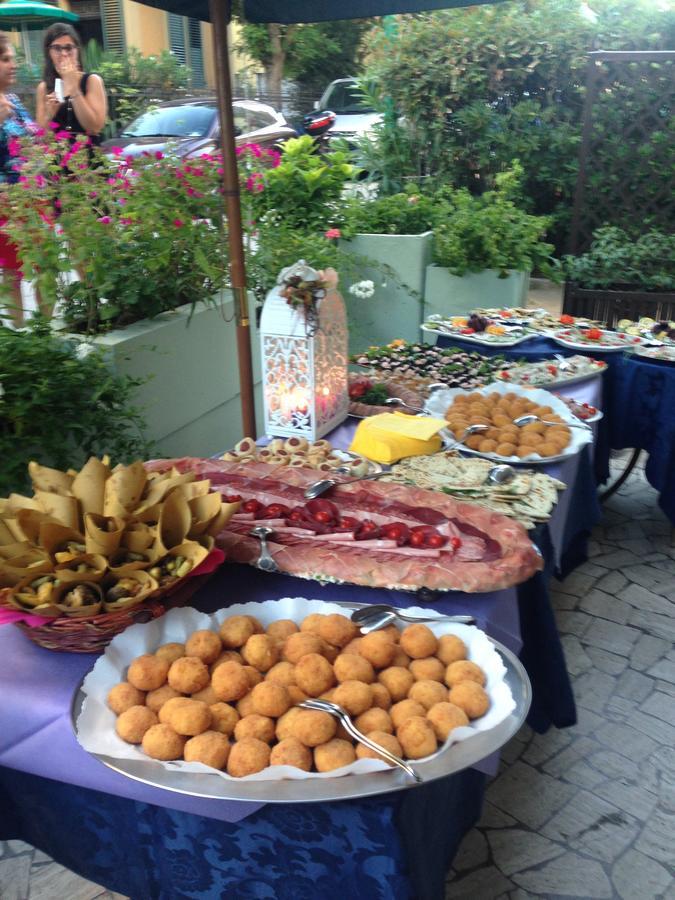 Hotel Adria 벨레지아아지마리나 외부 사진